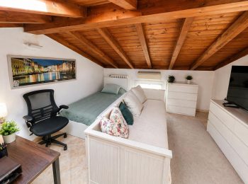 WhatsApp Image 2026-04-24 at 09.58.46 (4)